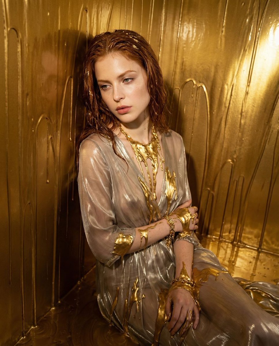Surreal Molten Gold Editorial Portrait Prompt in JSON 2