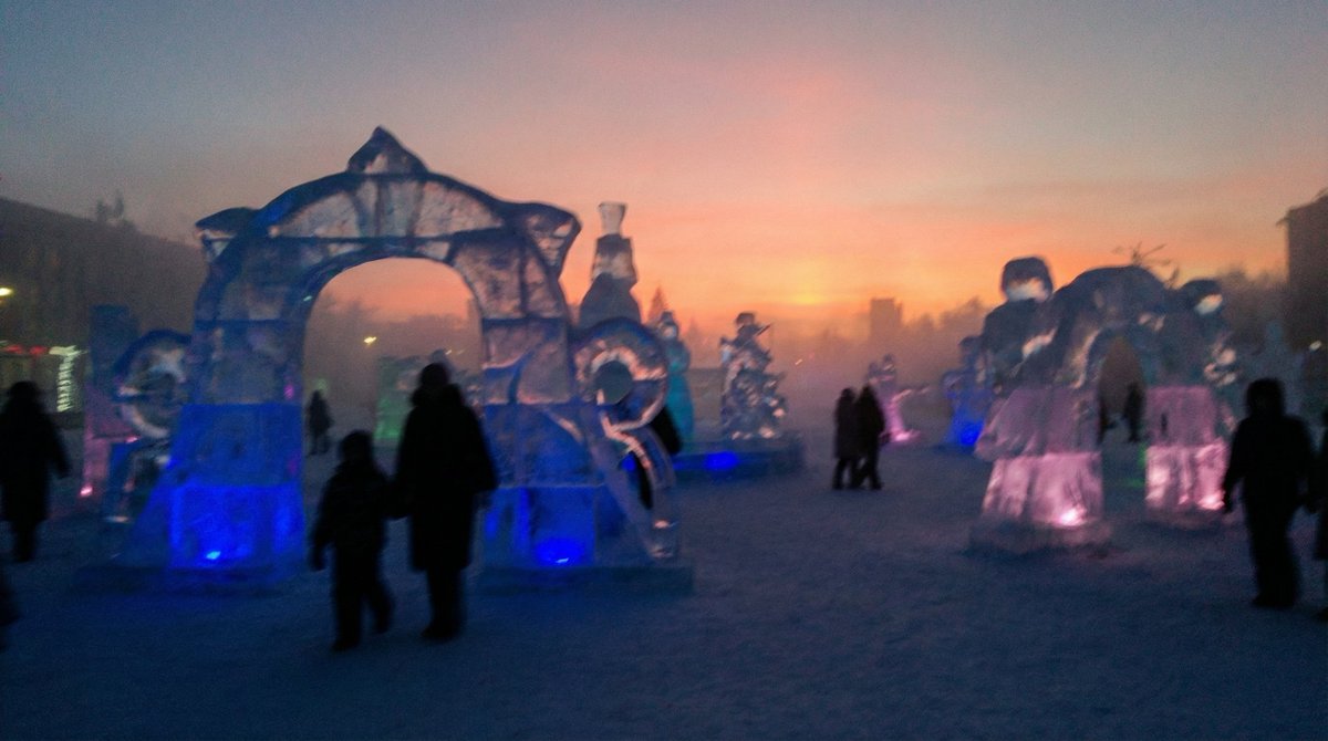 Candid iPhone Photo of Ice Sculpture Installation 2