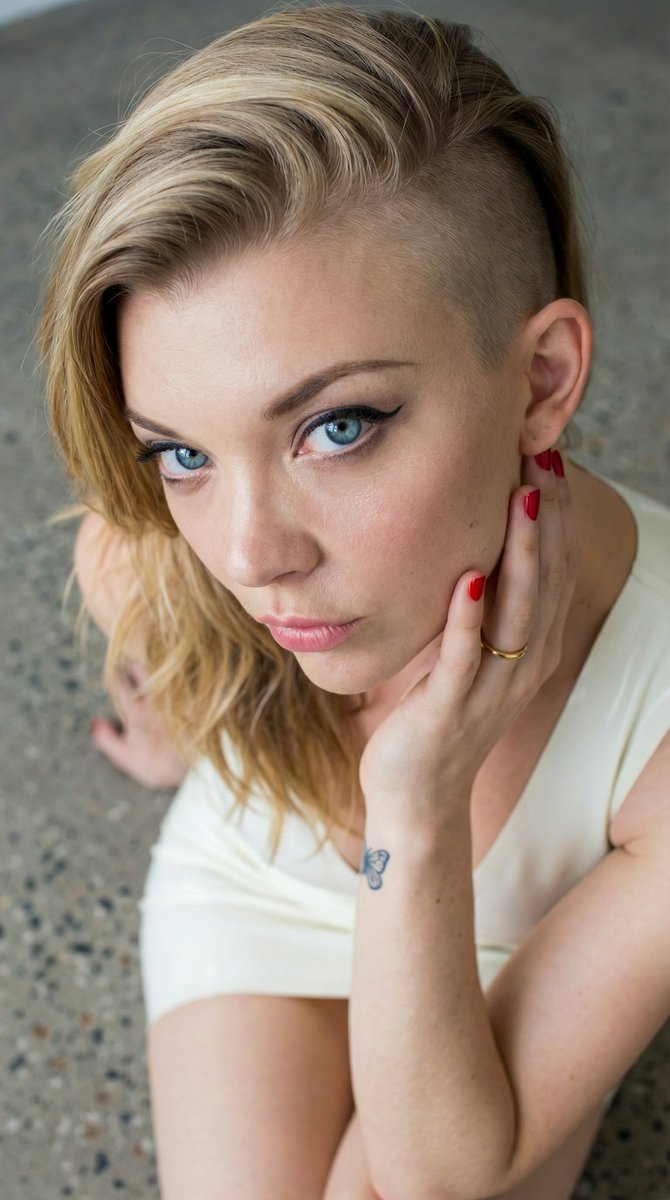 Ethereal Close-Up Portrait Prompt 2